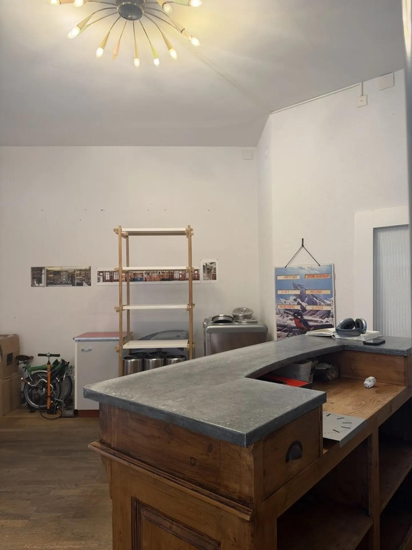Retail Space in District 5 - Photo 3 of 6