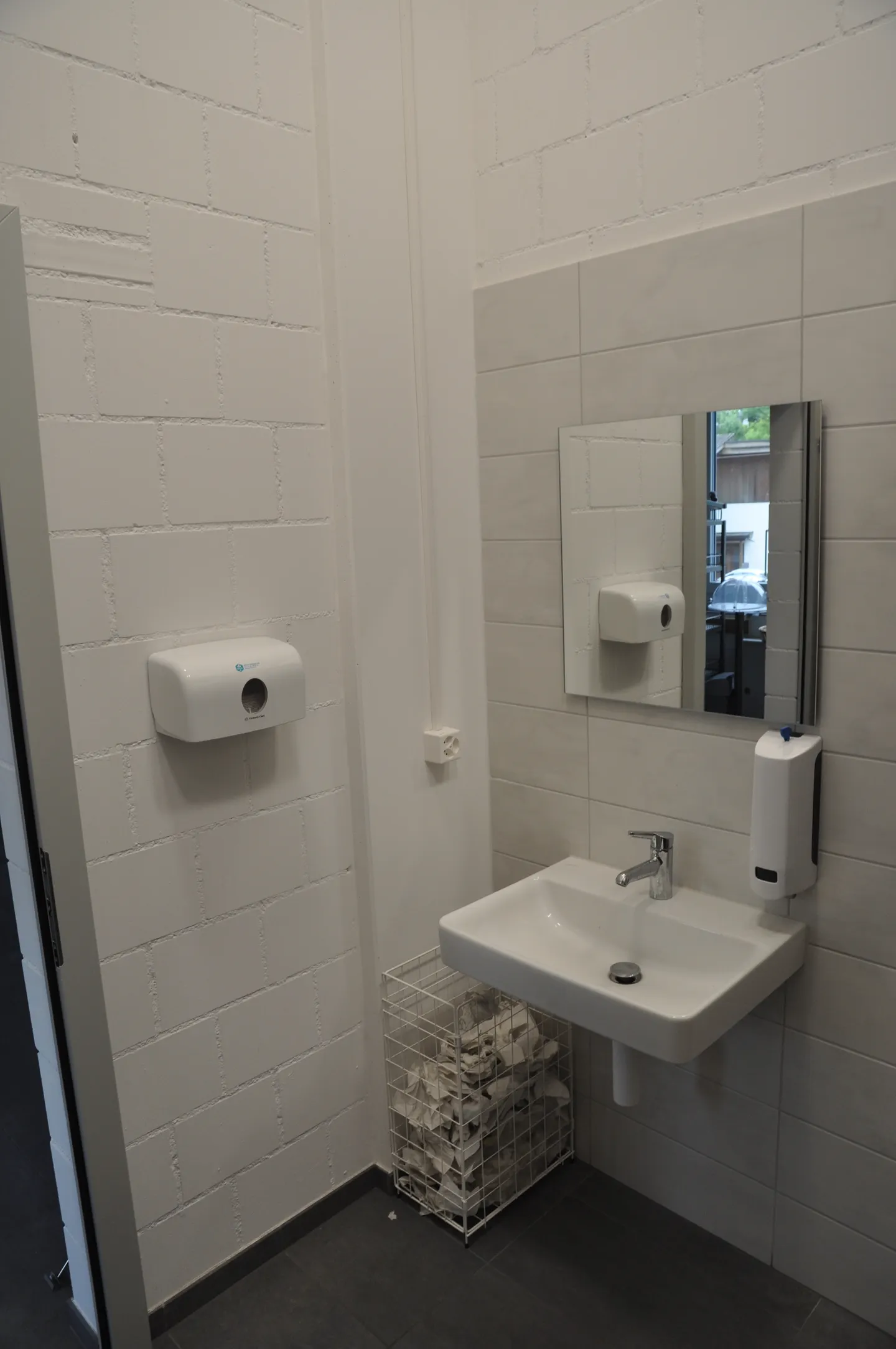 Espace Commercial Polyvalent - Photo 4 sur 8