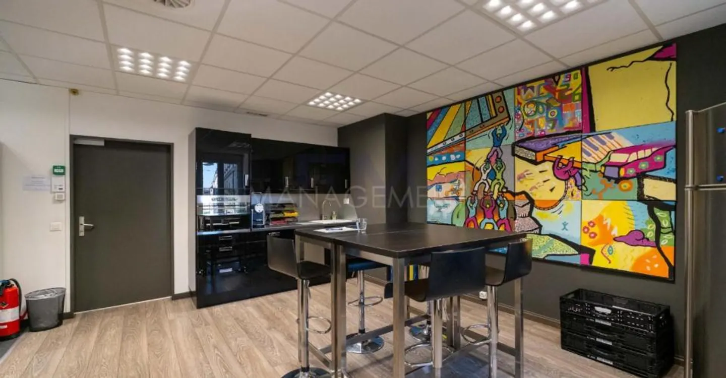 Rue des Alpes ? Büros von ca. 244 m² im 2. Stock - Foto 4 von 13