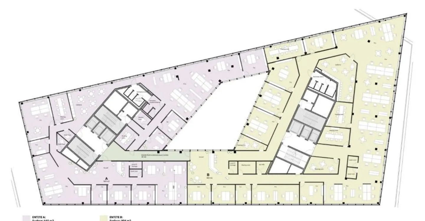 Exceptional offices of 468m² in the heart of the Étang district - Photo 12 of 13