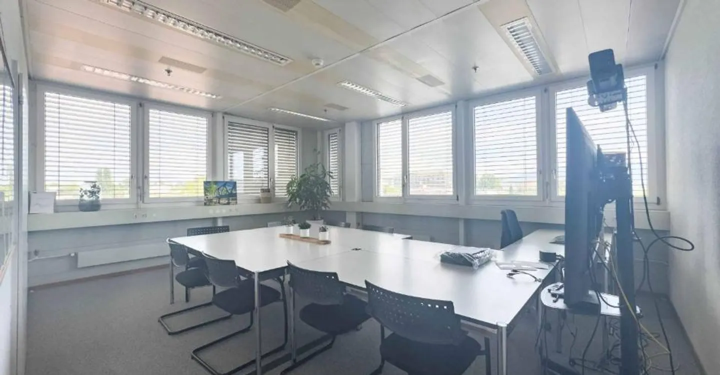 Furnished offices of 1,082m2 on the 4th floor - Photo 7 of 13