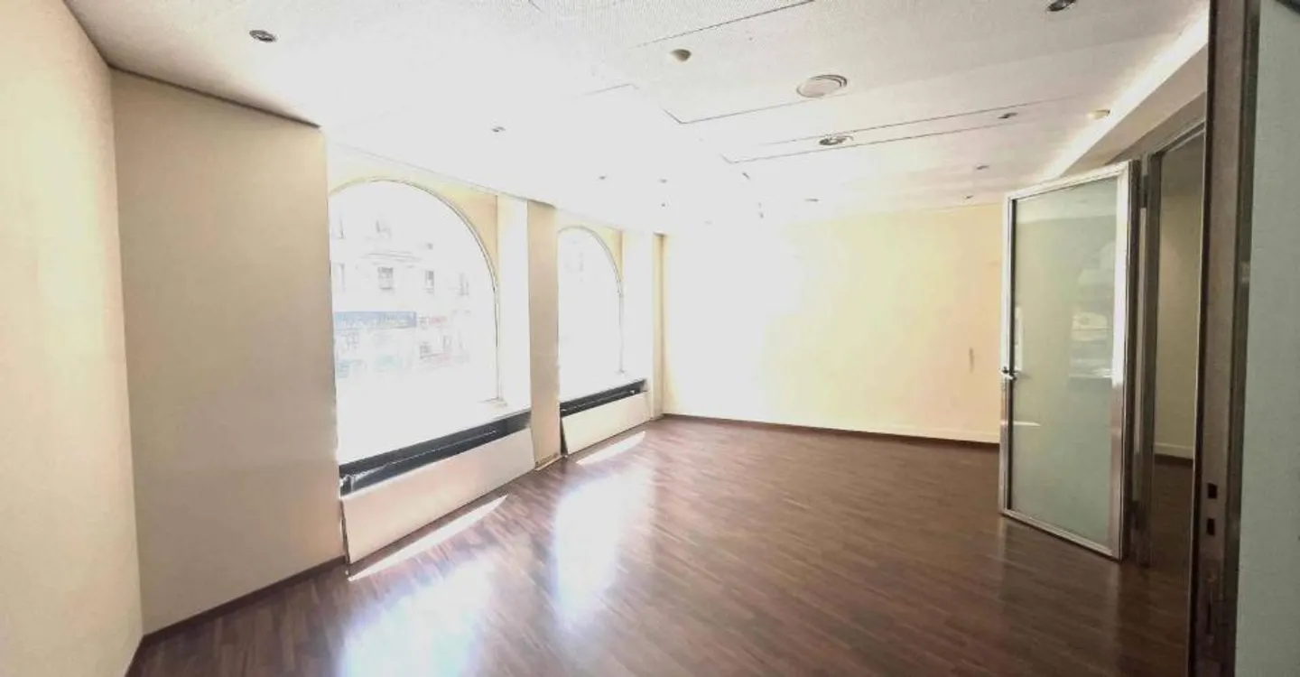 Arcade - Visibilità ottimale - vicino alla stazione Cornavin - Foto 6 di 7