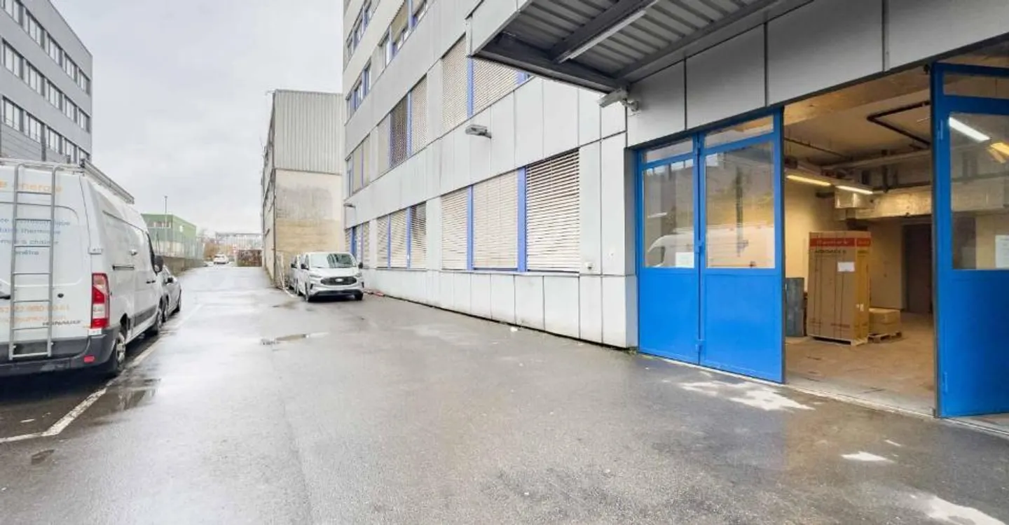 Helle und teilweise möblierte Büros in Meyrin - Foto 7 von 9