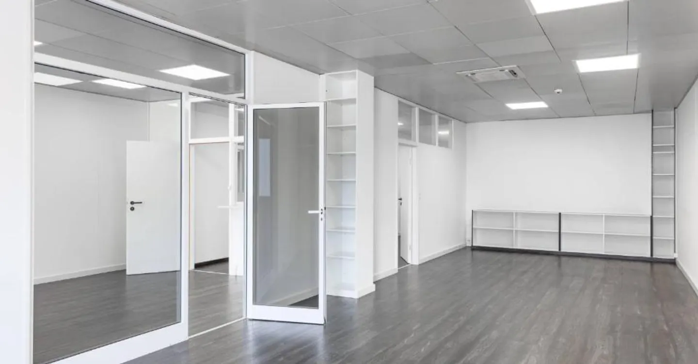 Büro-Werkstattfläche von 337m2 in Satigny - Foto 11 von 12