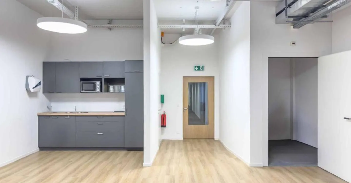 Plug & Play Office of 337 m² – Atrium Park, Meyrin - Photo 3 of 10