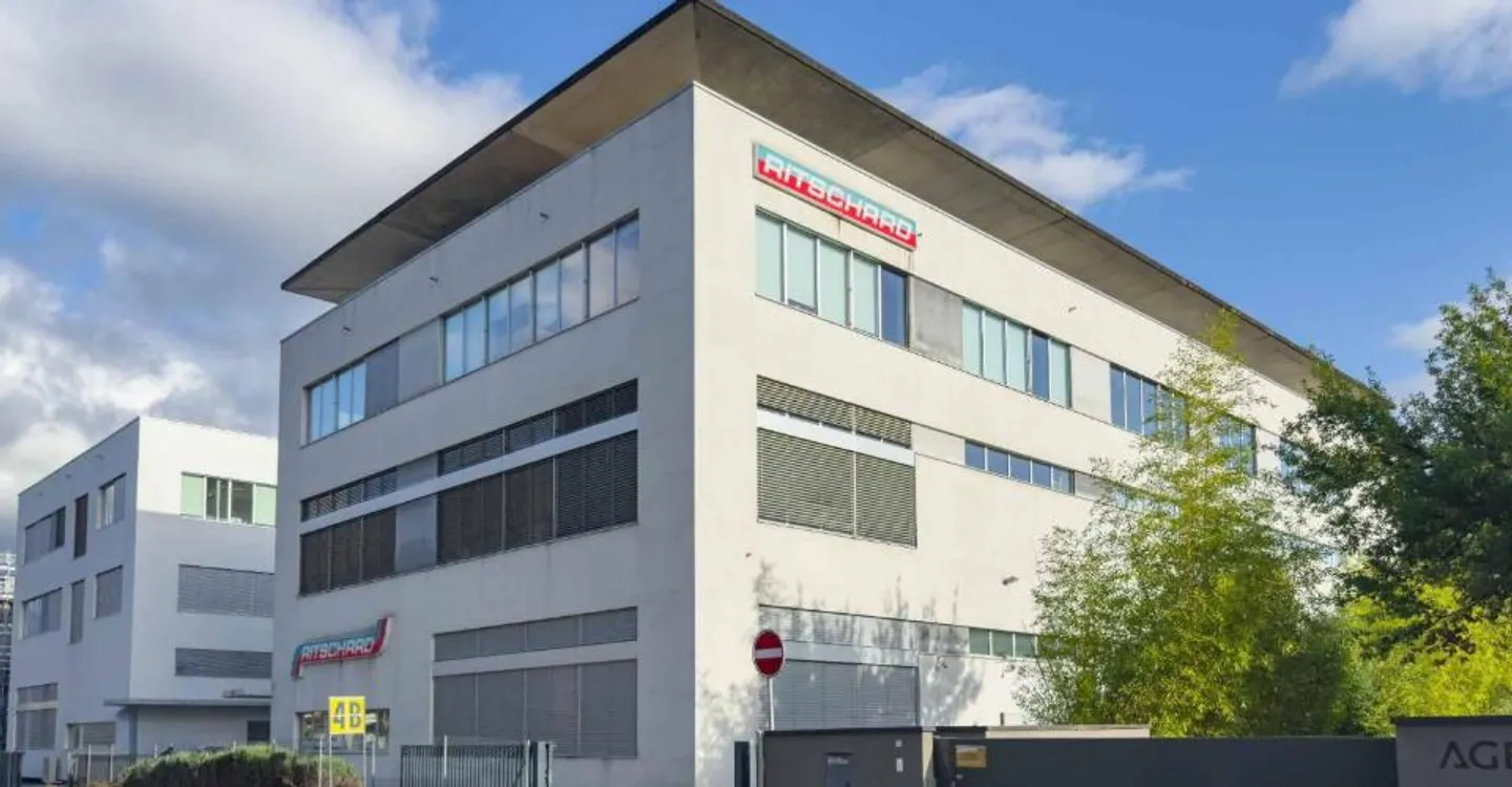 Uffici arredati di 150 m² – Meyrin - Foto 2 di 13