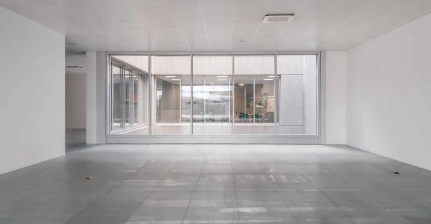 Administrative & high-tech surfaces – from 275 m² - Photo 3 of 10