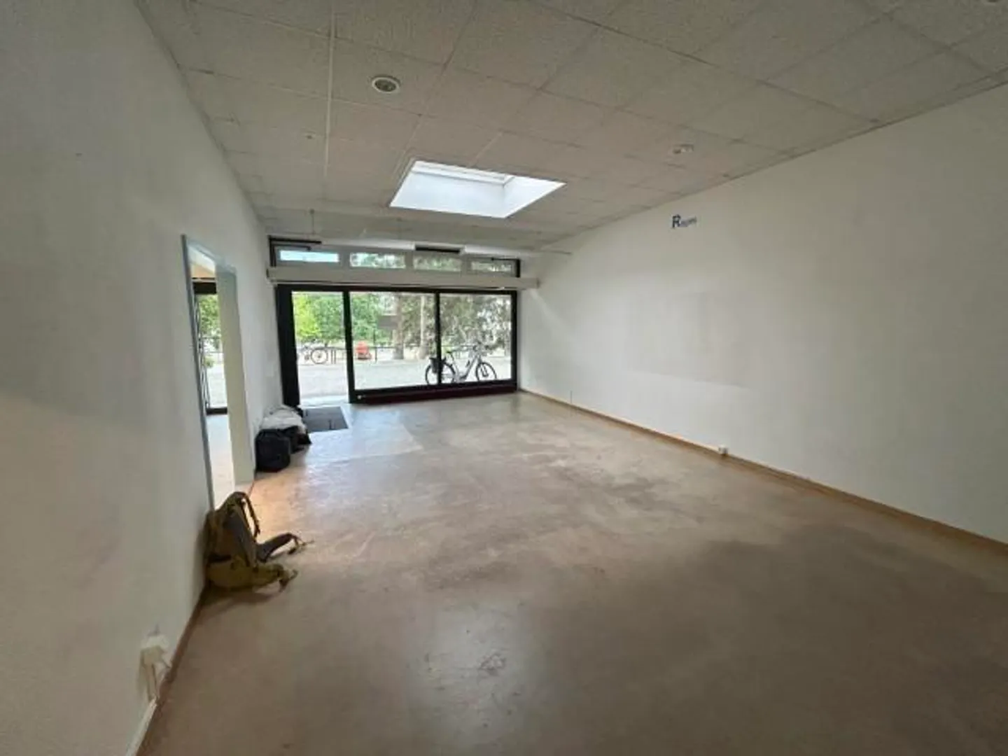 Grande arcade di circa 300 m2 al piano terra - Foto 1 di 4
