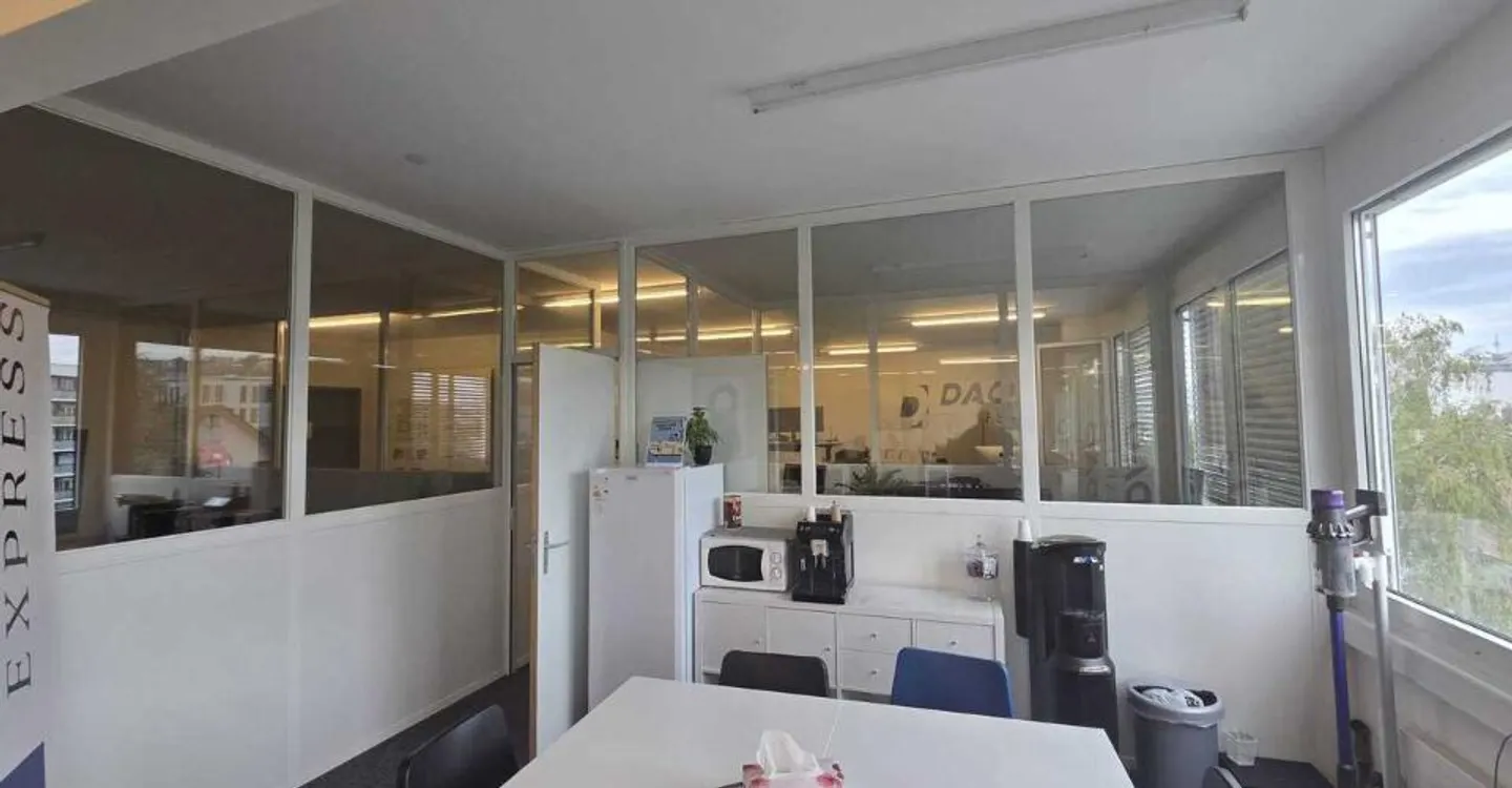 Bureau spacieux à Renens - Photo 4 sur 7