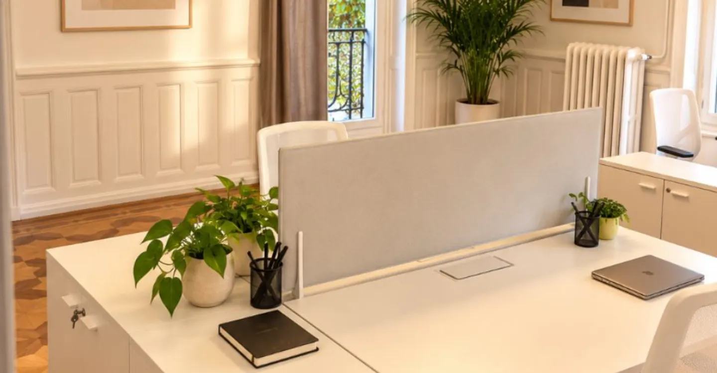 UFFICIO CONDIVISO CON 4 POSTAZIONI DI LAVORO - Foto 4 di 7