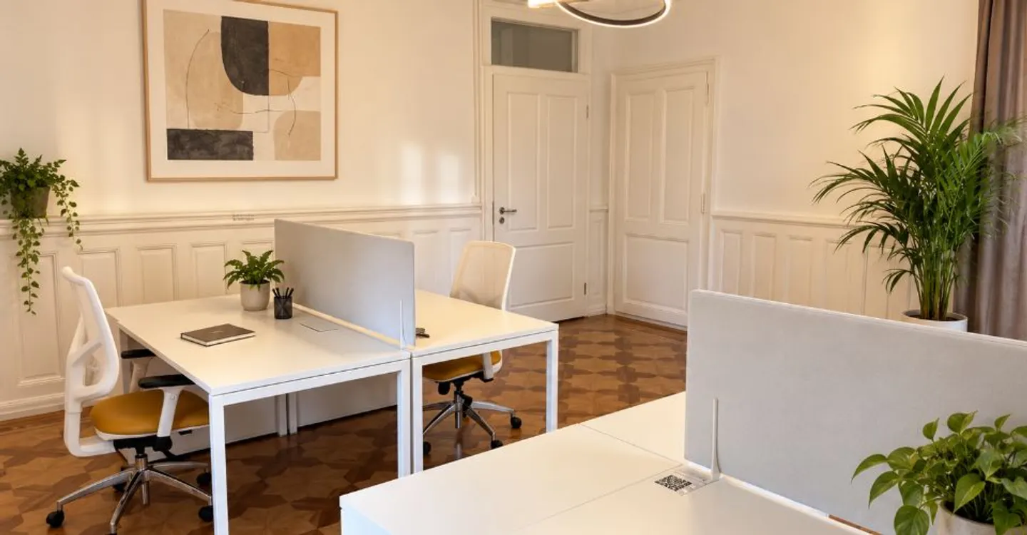 UFFICIO CONDIVISO CON 4 POSTAZIONI DI LAVORO - Foto 2 di 7