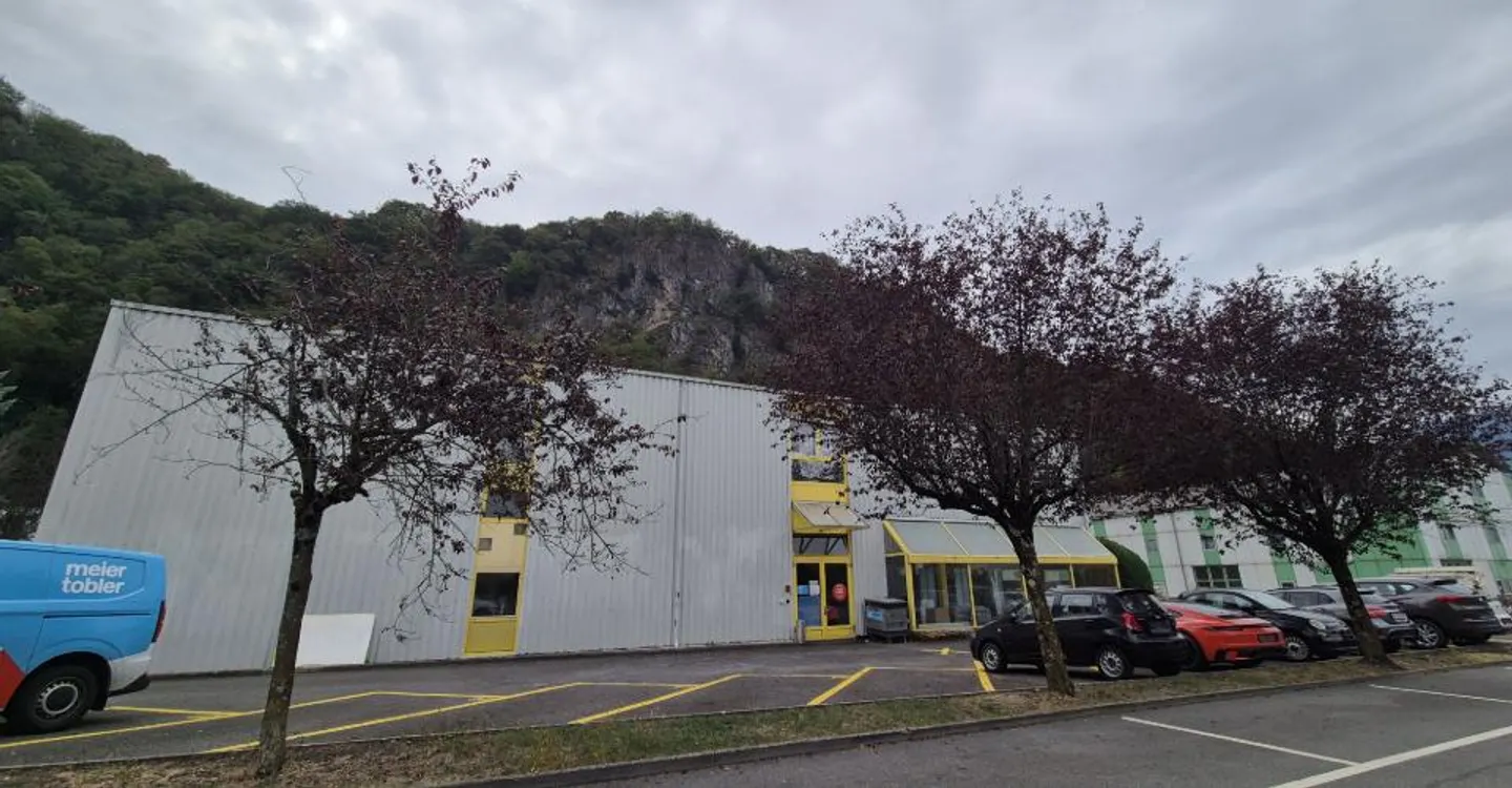 Ufficio/spazio di circa 60m2 in affitto ad Aigle - Foto 4 di 5