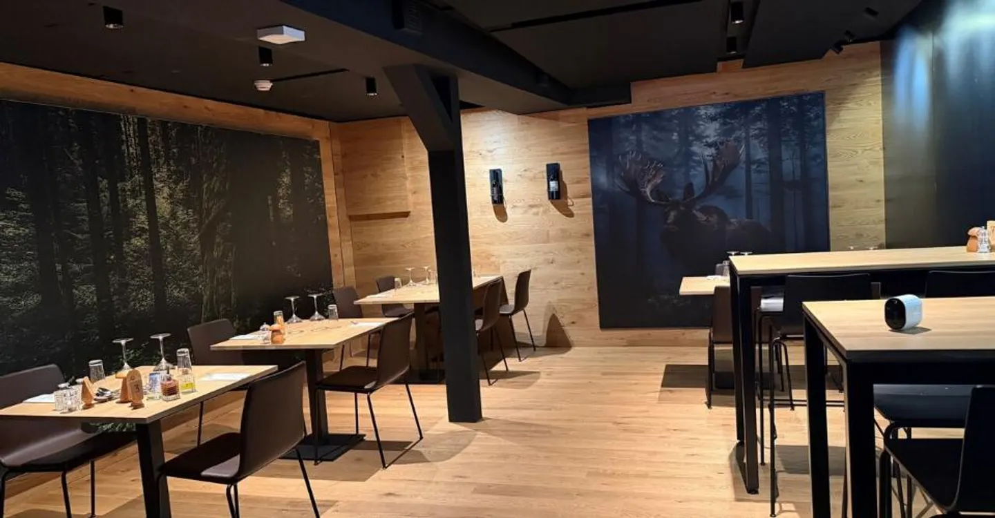 à louer Restaurant-bar avec terrasse – Vieille ville de Vevey - Photo 2 sur 5