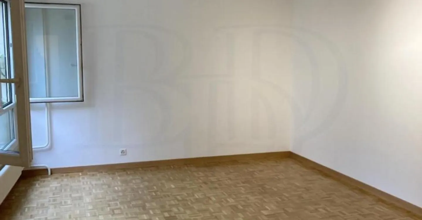 Ufficio di circa 50 m2 al 1° piano - Foto 3 di 11