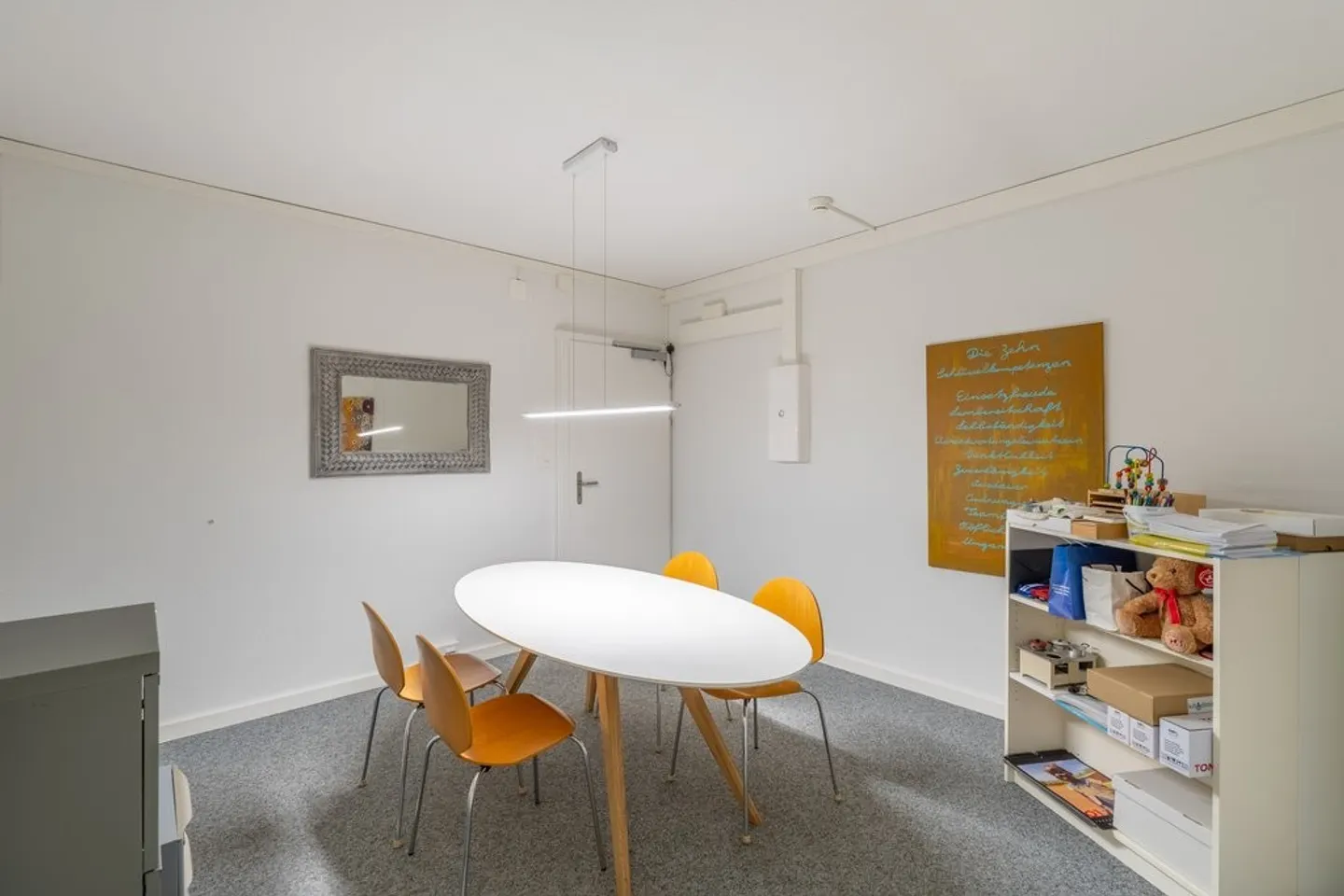 Büro-Praxis-Geschäfts-Räumlichkeiten (4 Räume+WC) ca. 97m2 im EG - Photo 4 of 12