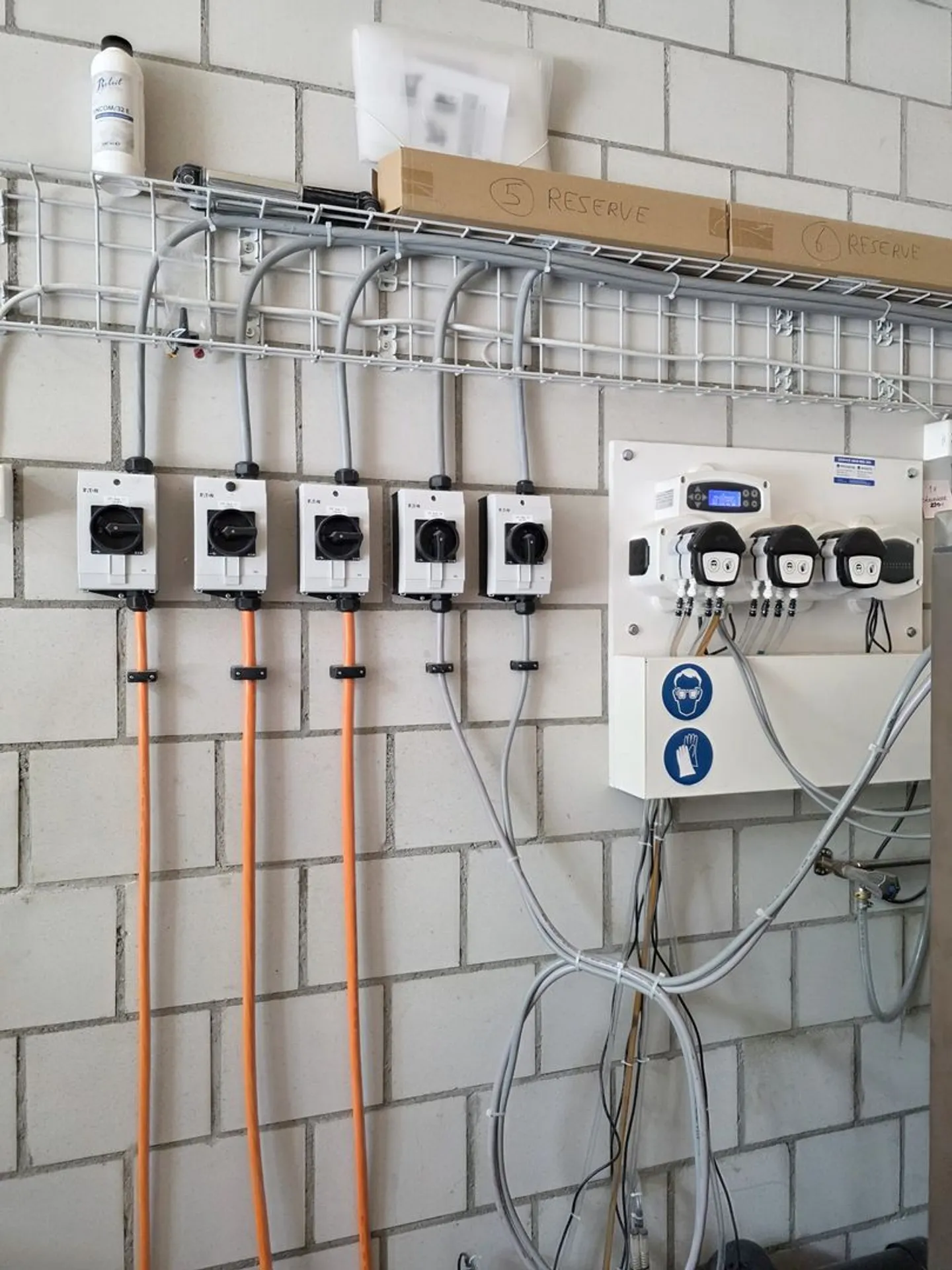 163m2 - Unità commerciale con installazioni tecniche - Foto 9 di 12