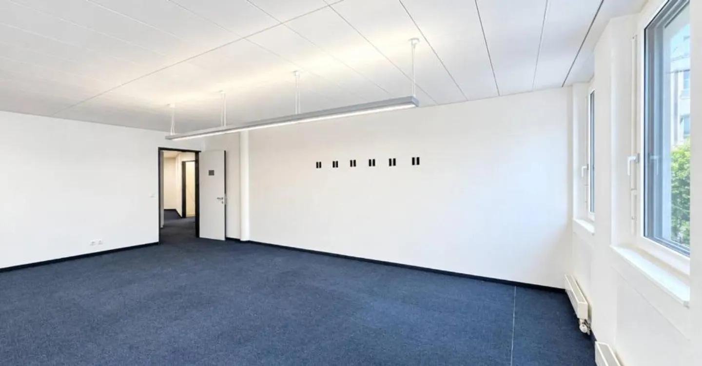 SPAZIO UFFICIO LUMINOSO E MODULARE - Foto 1 di 6