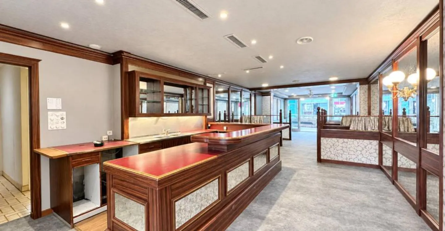 Arcade, Tea-room, NO BUSINESS ASSETS - Photo 2 of 5