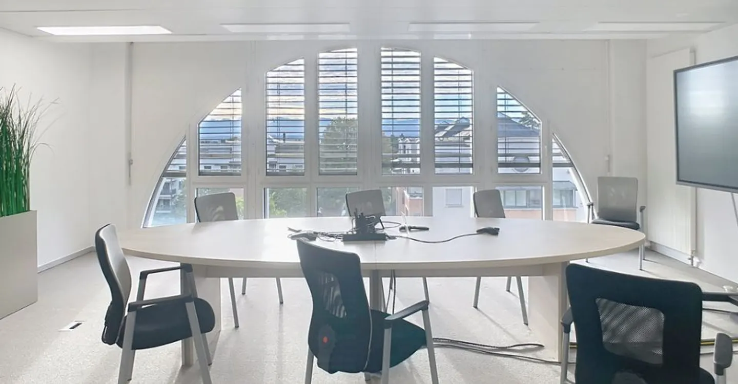 Bureau Moderne Près de la Gare - Photo 8 sur 8