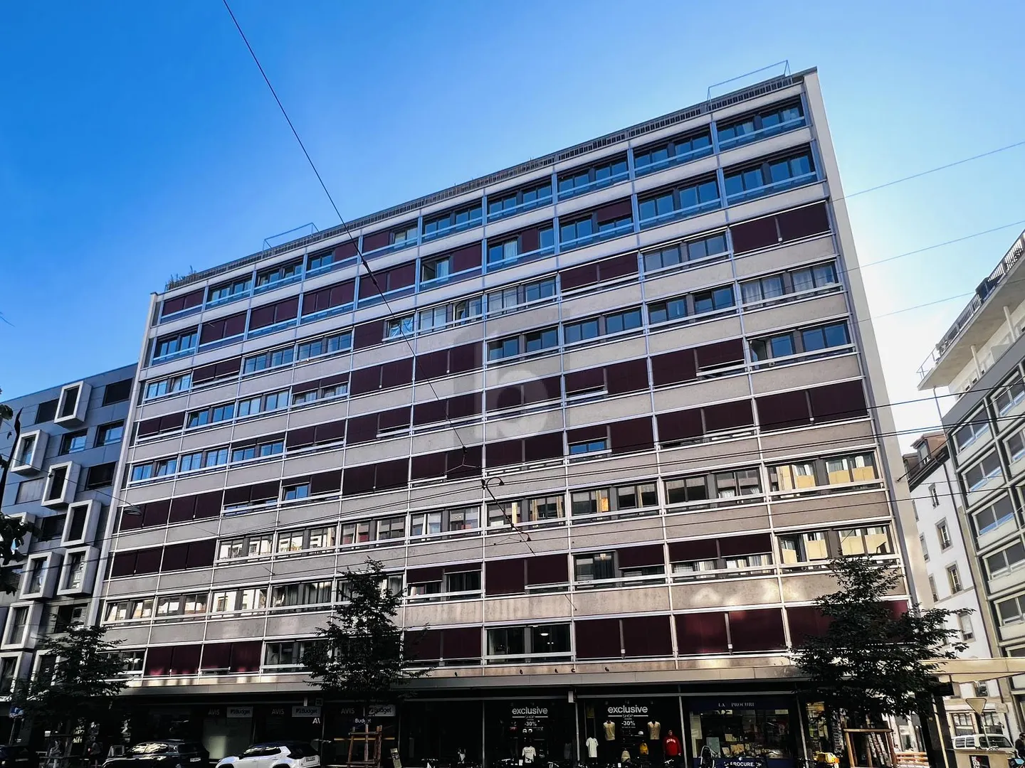 BUREAU SOUS GARE AVEC VUE PLEIN SUD - Foto 2 di 6
