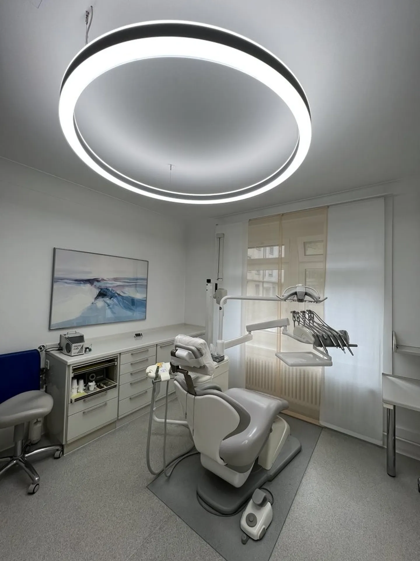 Established Dental Practice in Zurich Seefeld - Ready for Operation Immediately - Photo 3 of 4