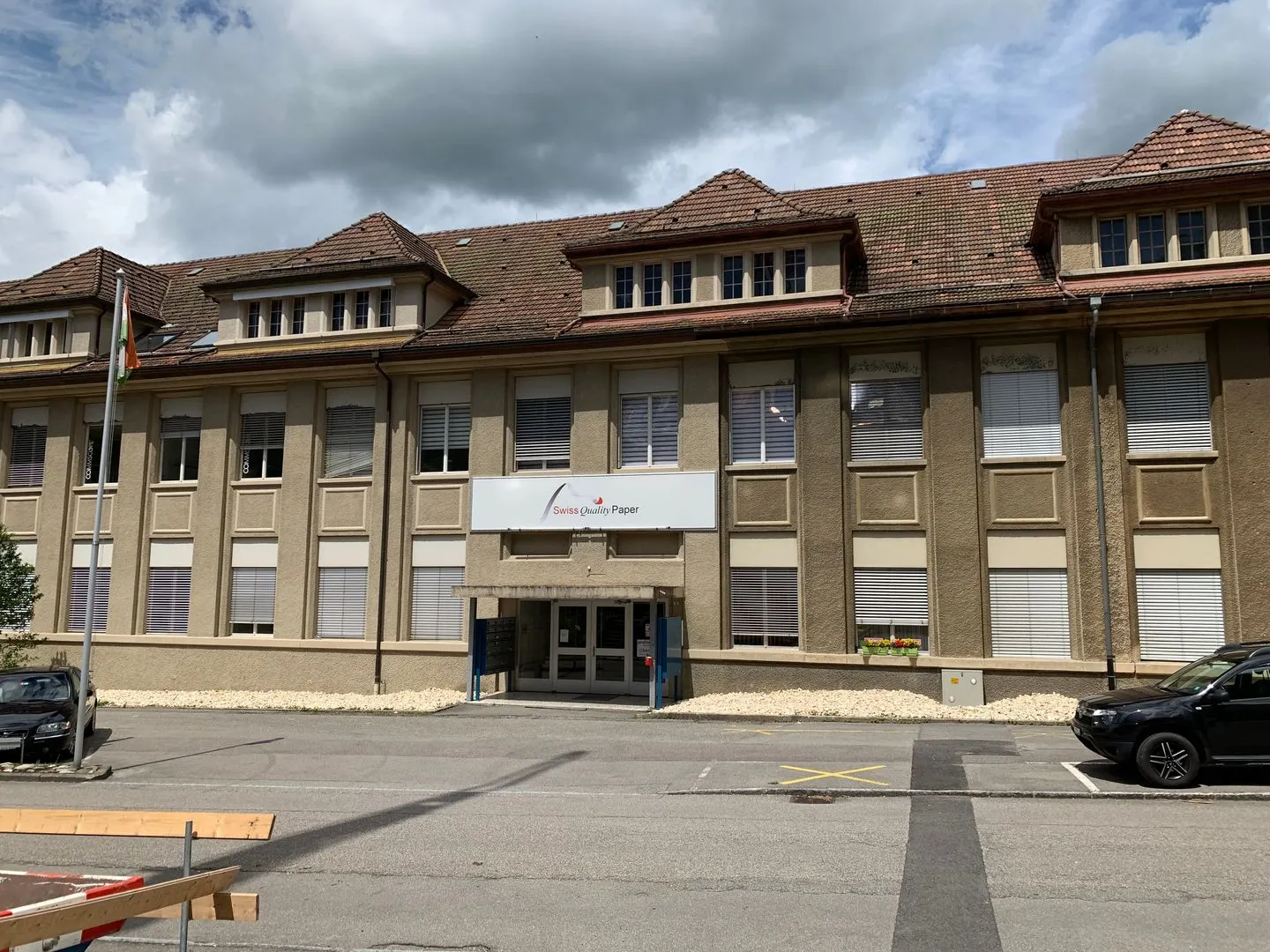 Espaces commerciaux, de stockage et de bureau abordables à partir de 30m2 à louer - Photo 1 sur 9