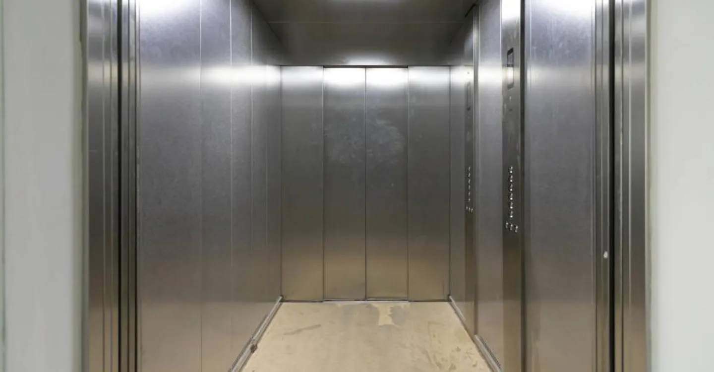 Magnifica superficie di 1.430 m2 al 2° piano di un edificio moderno - Foto 8 di 13