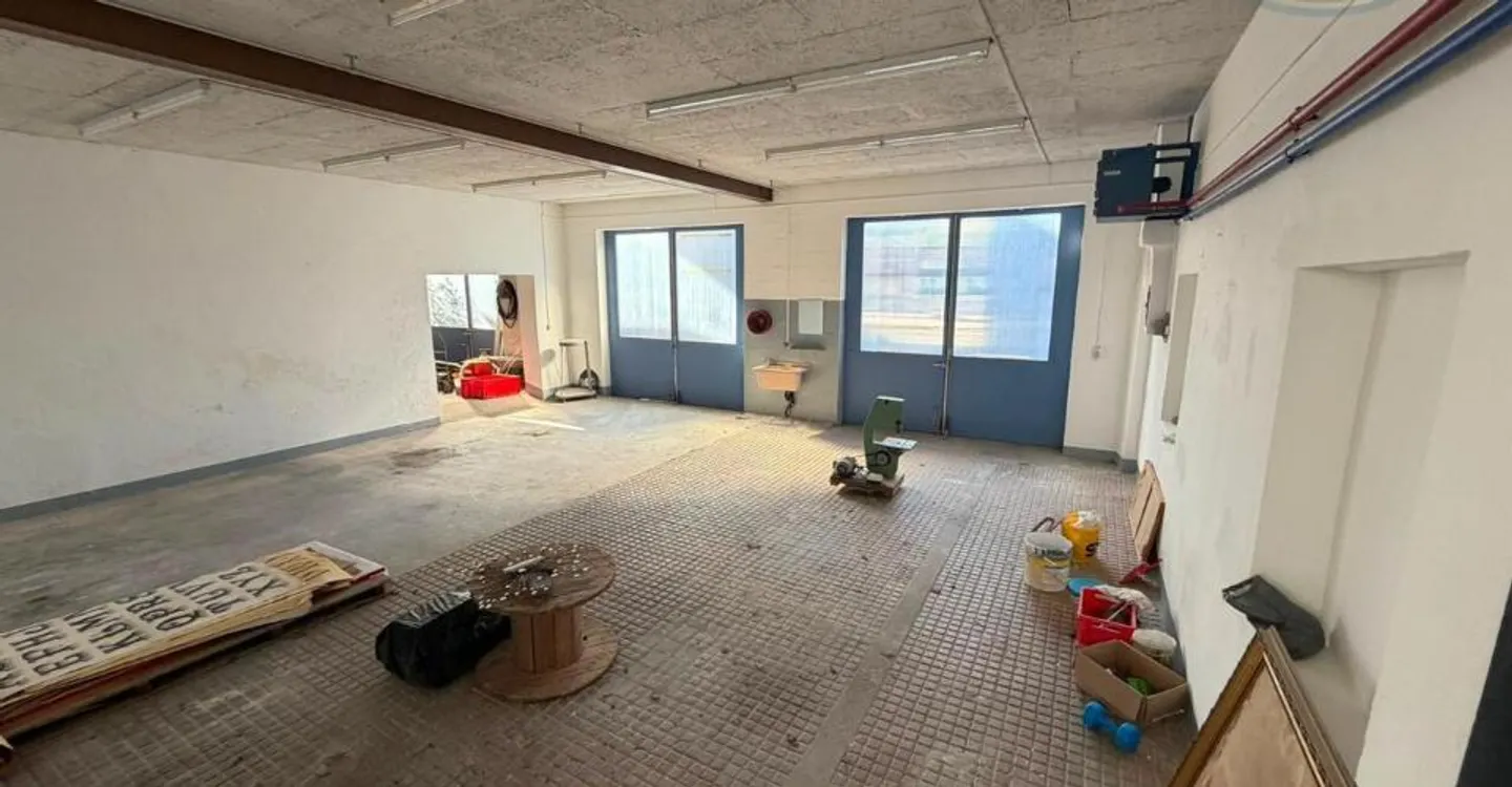 Warehouse for rent in the center of Porrentruy - Photo 5 of 5