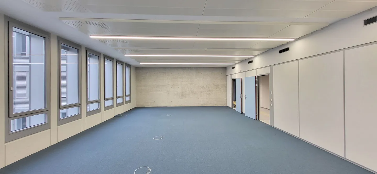Your new location - ideal for teams & departments! - Photo 5 of 13