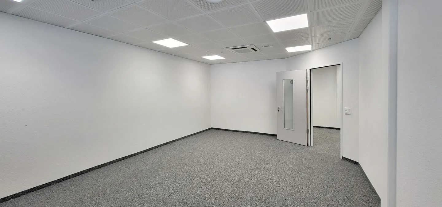 606 m² Office Space at the Mägenwil Campus! - Photo 9 of 13
