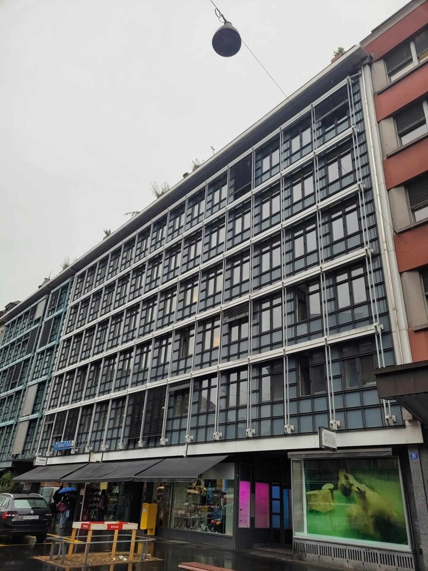 Attractive premises in a central location in District 4 - Photo 1 of 4