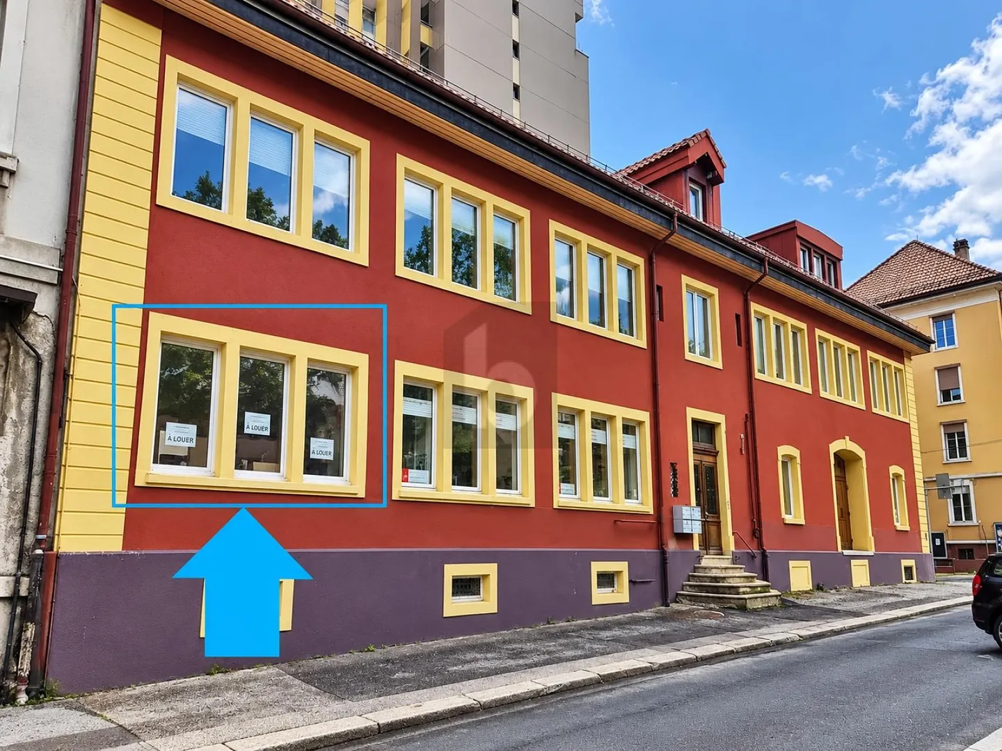 IDEALLY LOCATED IN A CENTRAL LOCATION - Photo 1 of 4