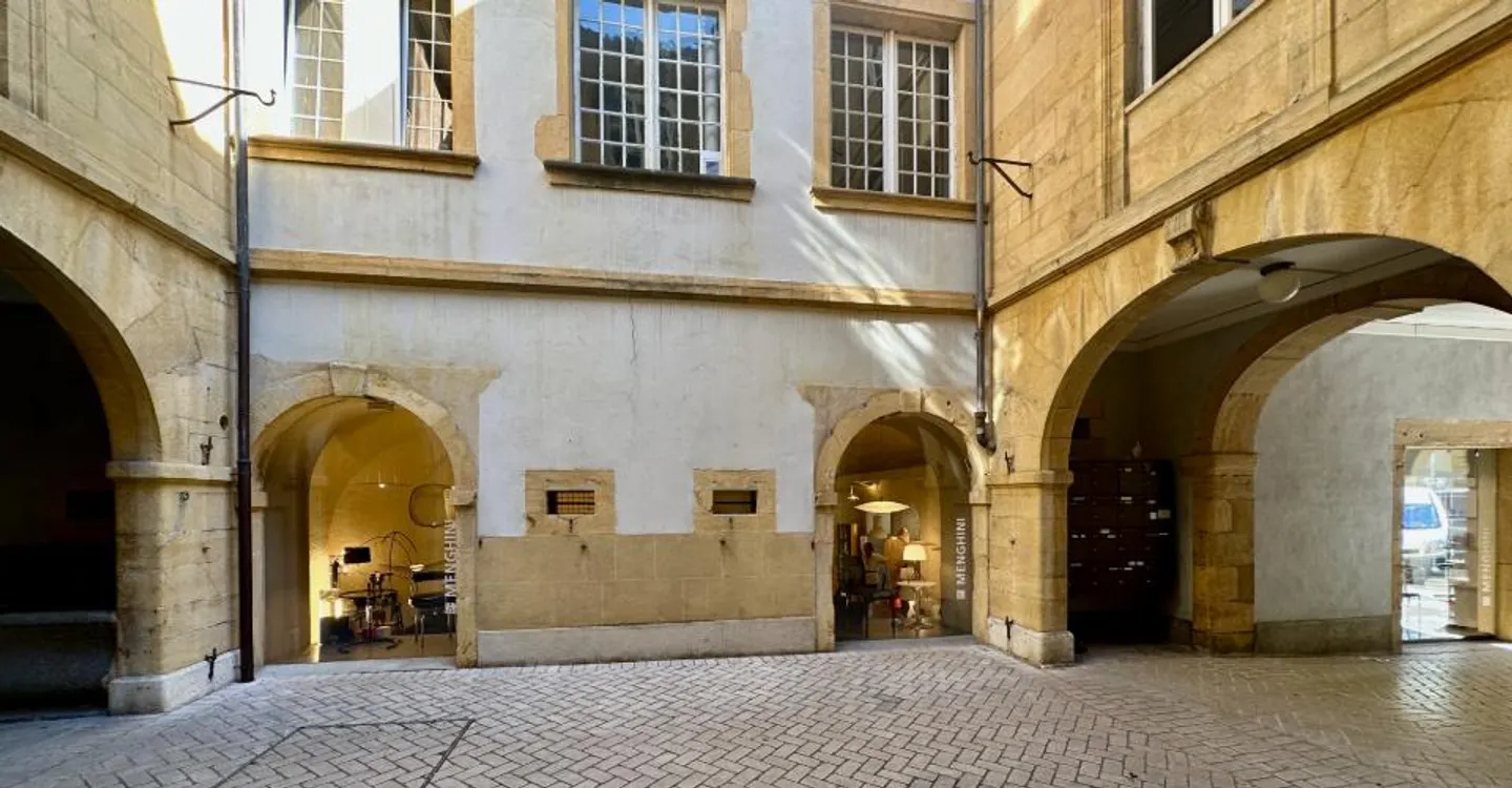 Spazio commerciale a Neuchâtel - Foto 2 di 11