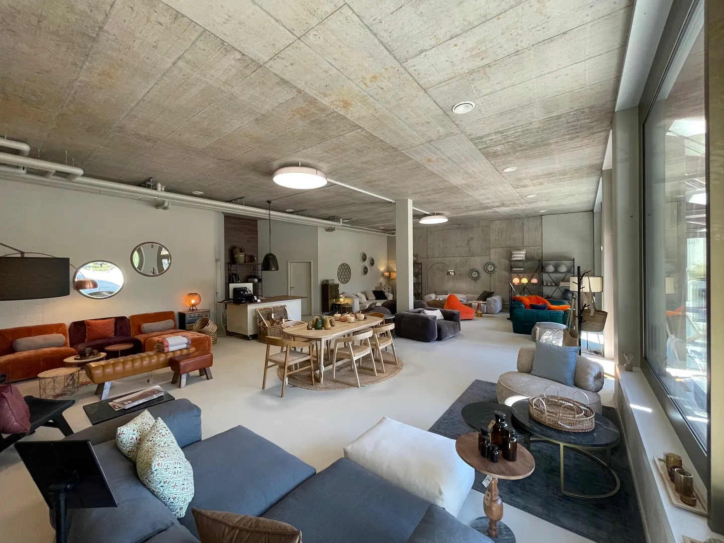 Moderne Verkaufsfläche in Dietikon - Foto 3 von 7