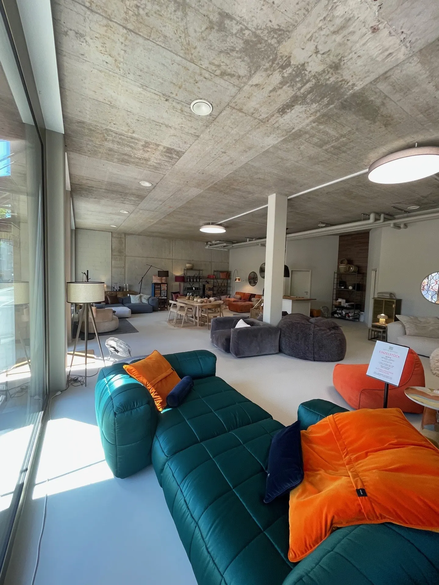 Moderne Verkaufsfläche in Dietikon - Foto 5 von 7