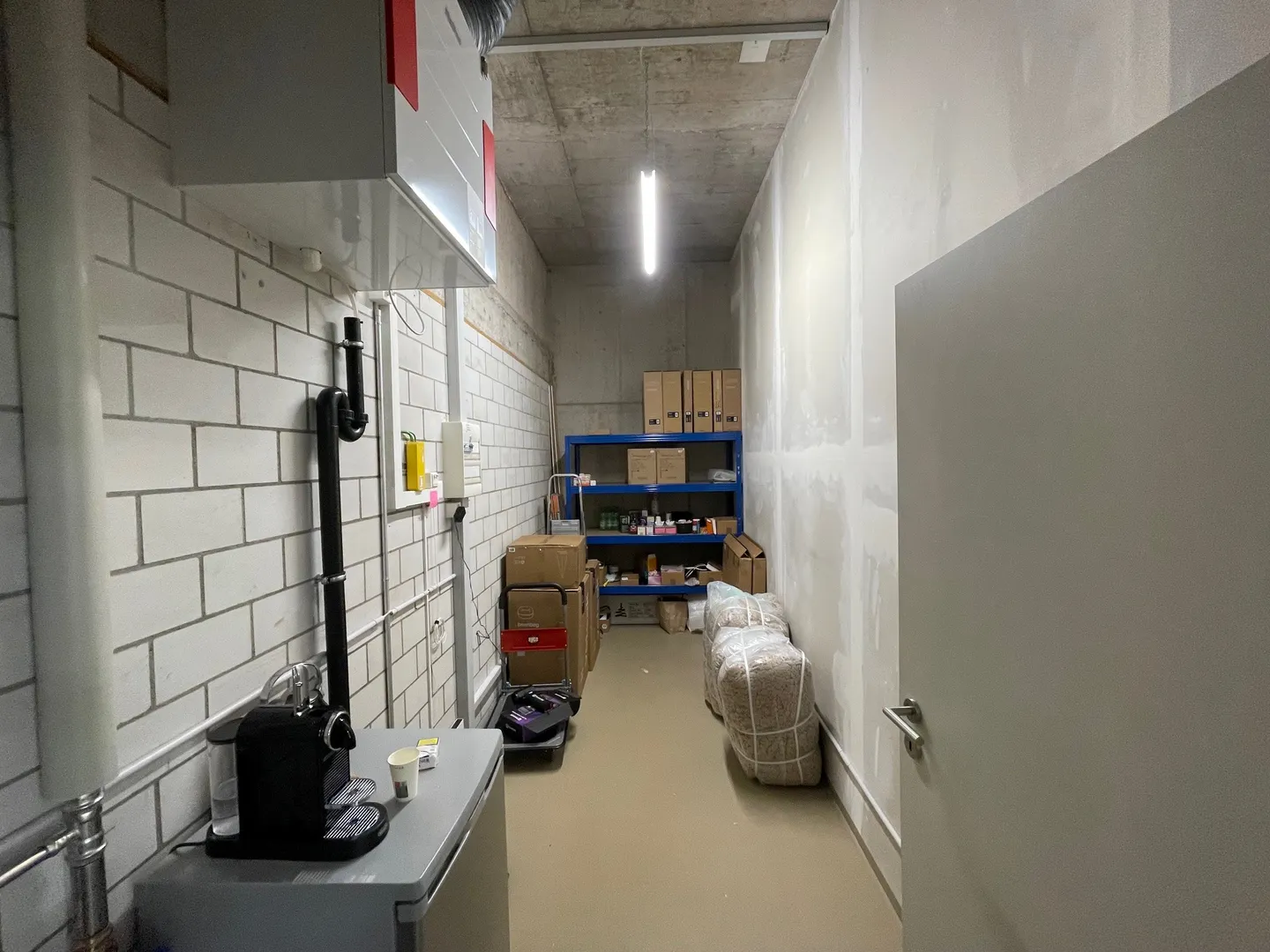 Moderne Verkaufsfläche in Dietikon - Foto 7 von 7