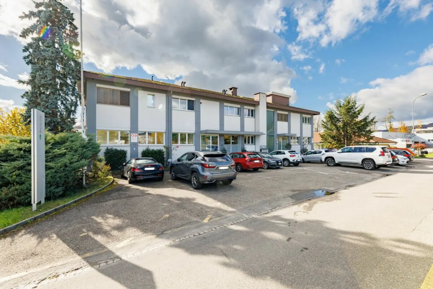 Versatile Commercial Property in Oftringen - Photo 2 of 13