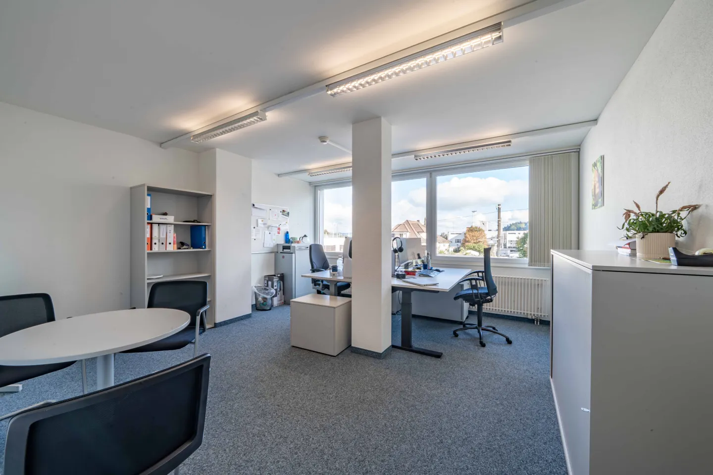 Espace de bureau attrayant dans un emplacement privilégié - Photo 6 sur 8