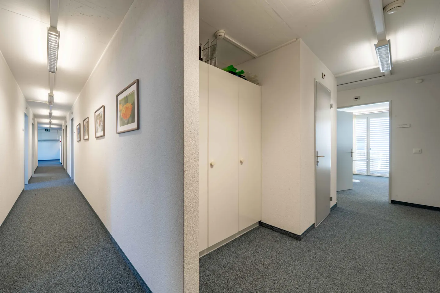 Espace de bureau attrayant dans un emplacement privilégié - Photo 7 sur 8
