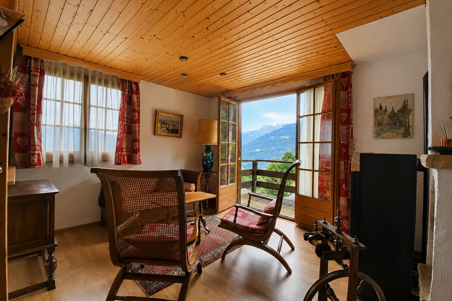 Charming chalet in the green setting of Daviaz - Photo 2 of 13