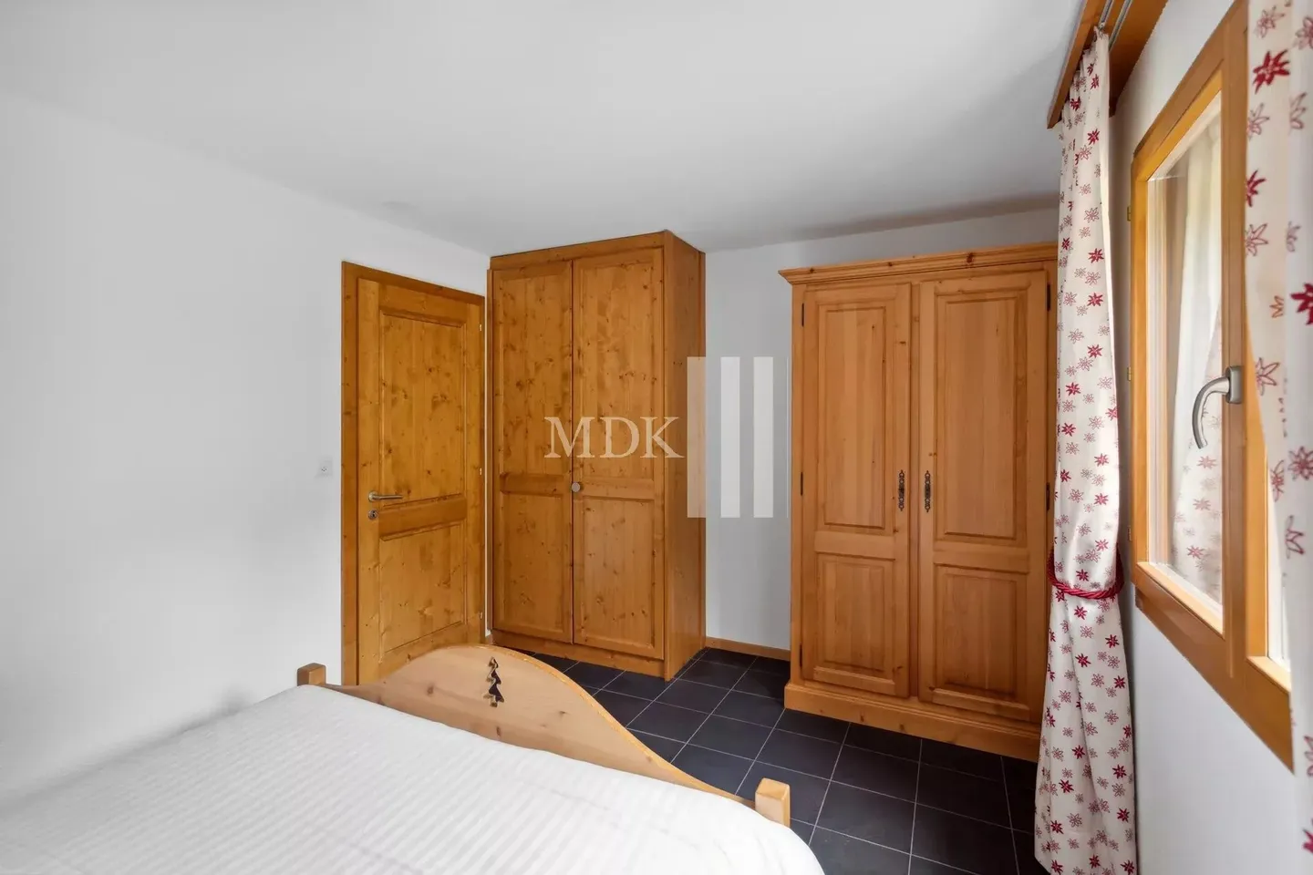 Charmante 3,5 Zimmer mit Garten zu verkaufen in Val-d'Illiez! - Foto 10 von 11