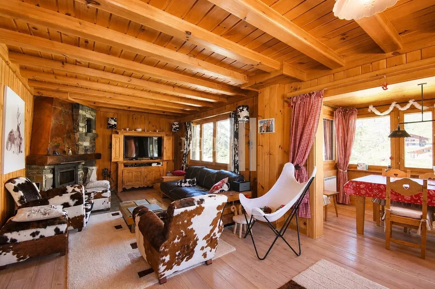 Chalet de Luxe avec Accès Ski - Photo 3 sur 13