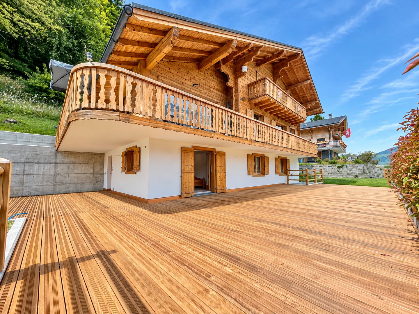 Magnificent chalet with unobstructed view of the Dents-du-Midi - Photo 12 of 13