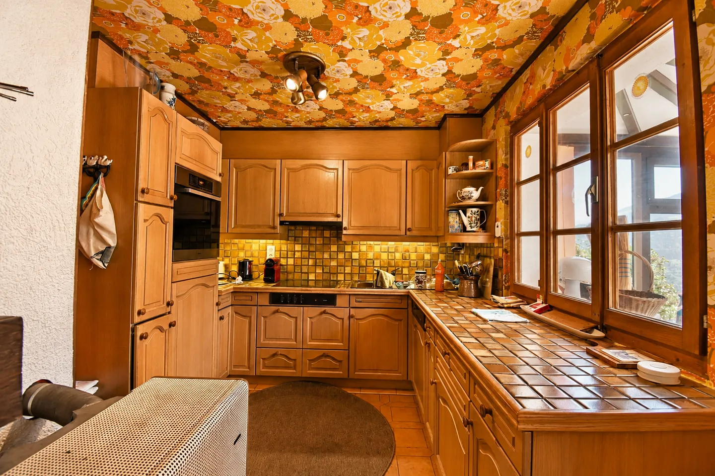 Charming Chalet with Mountain View - Photo 8 of 13