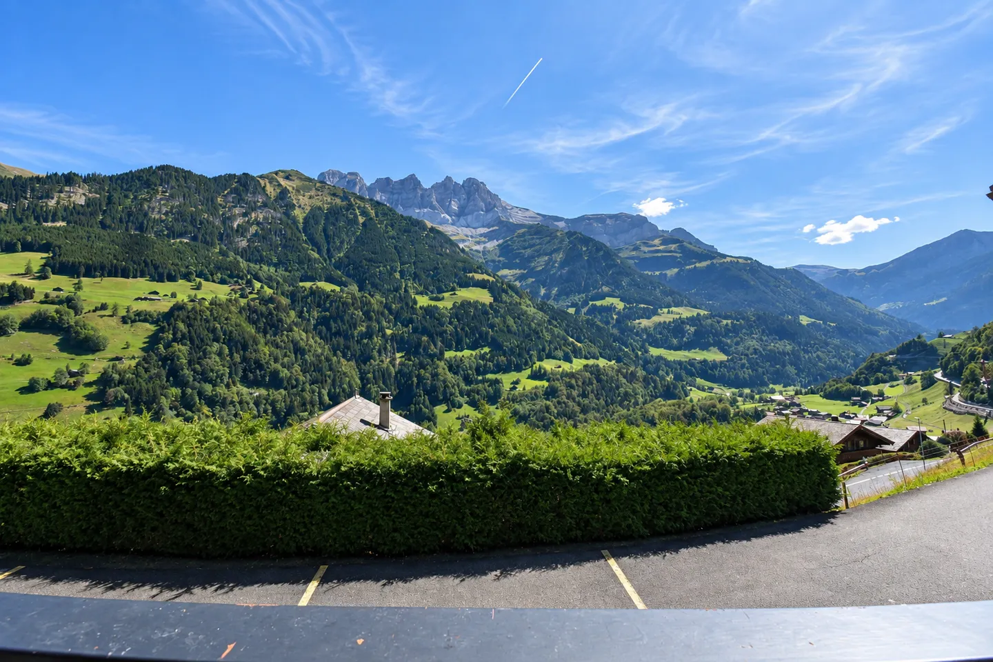 Charming 4.5 room apartment in a quiet area in Val-d'Illiez - Photo 9 of 13