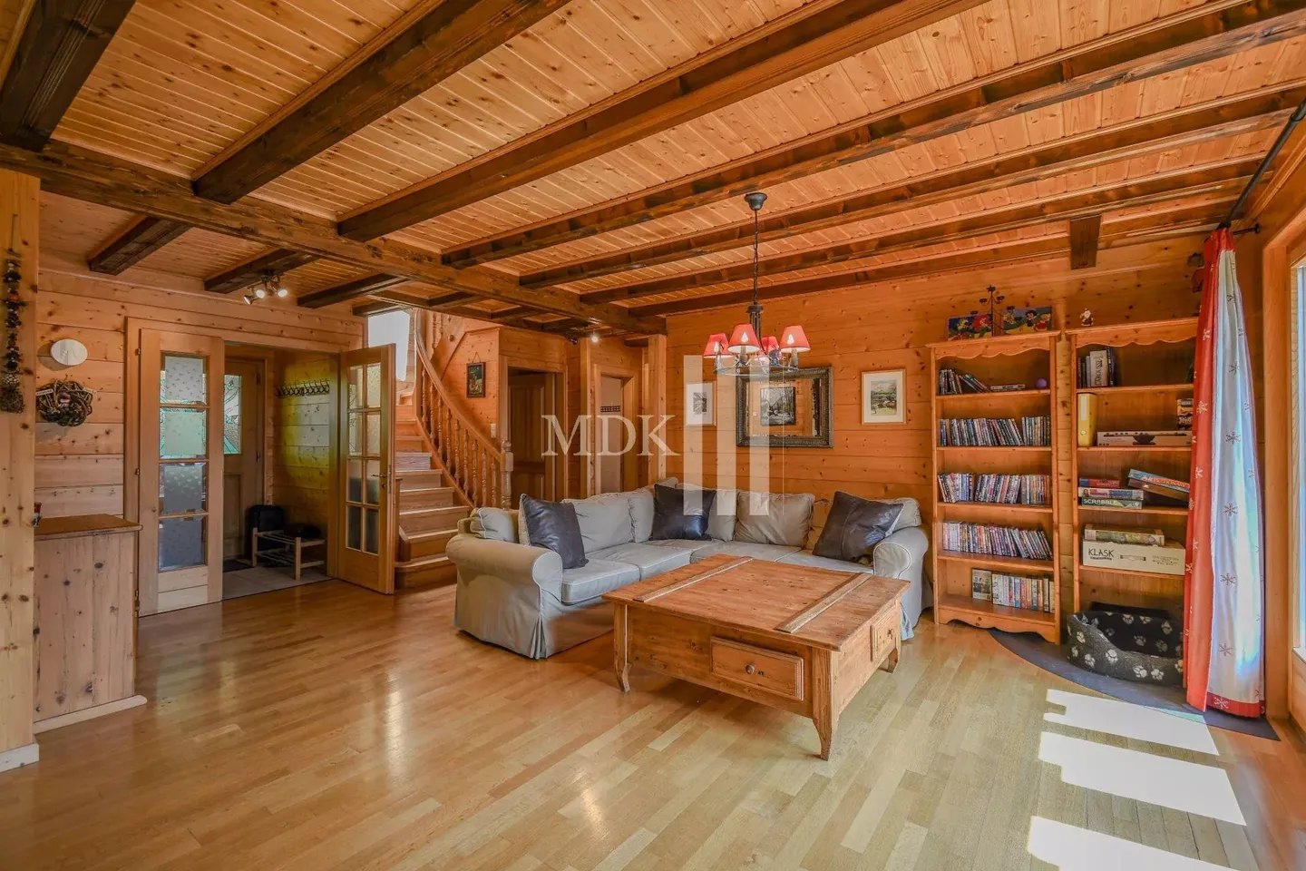 Wunderschönes Chalet ideal im Herzen des Dorfes gelegen - Foto 2 von 13