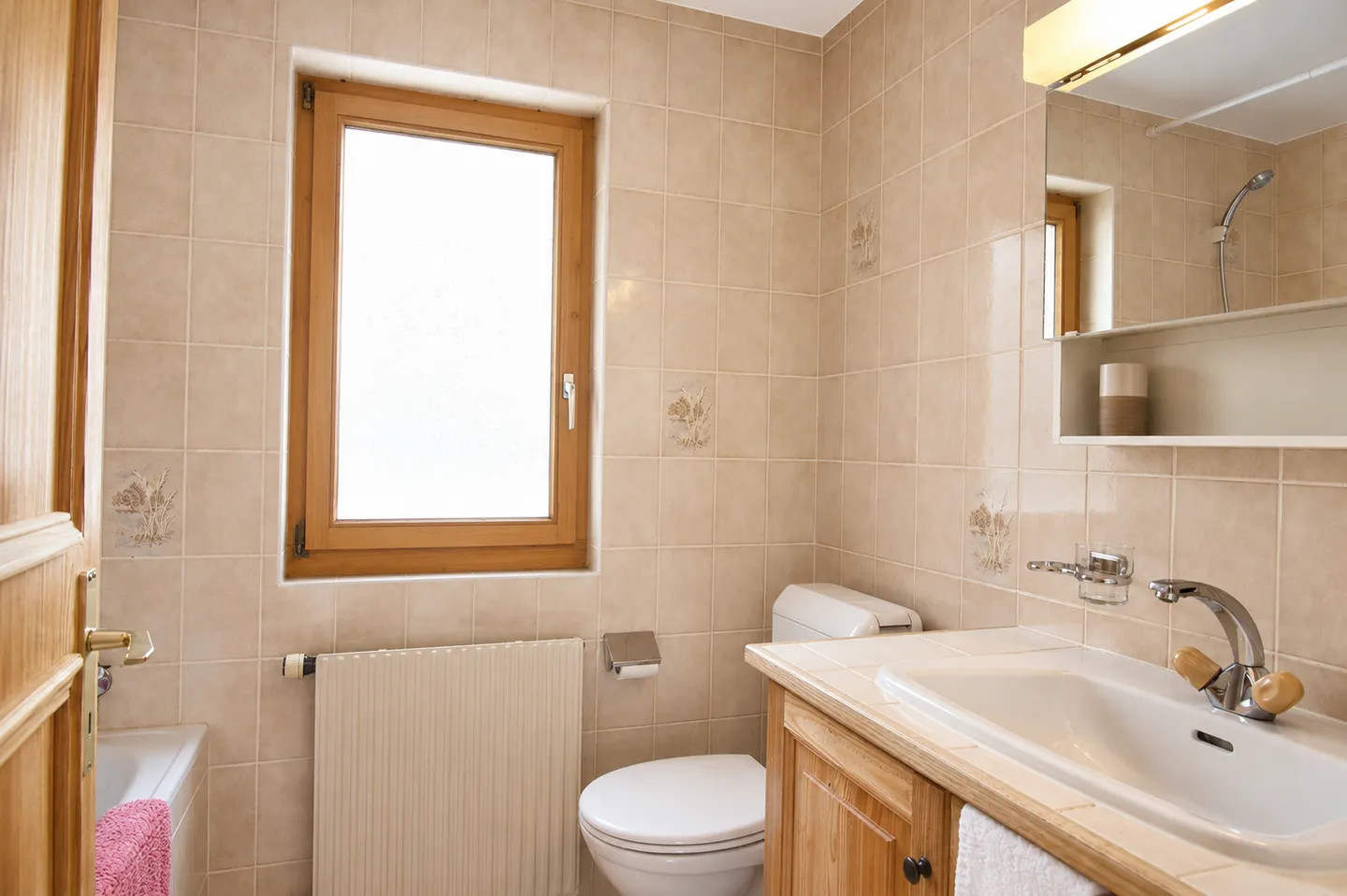 Bel appartement rénové au centre de Val-d'Illiez - Photo 7 sur 11