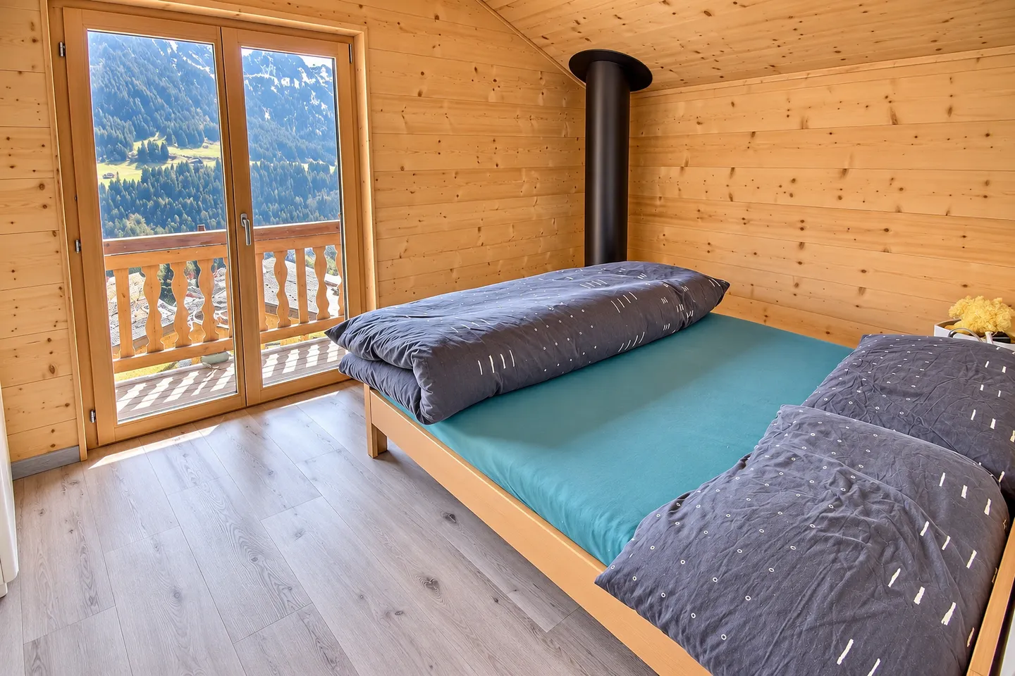 Magnificent chalet with unobstructed view of the Dents-du-Midi - Photo 7 of 13