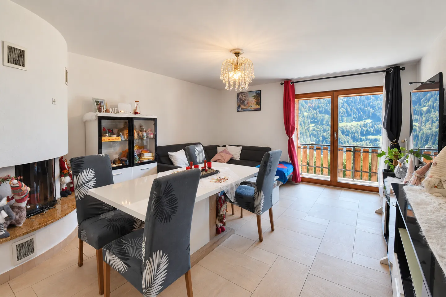 Charming 4.5 room apartment in a quiet area in Val-d'Illiez - Photo 1 of 13