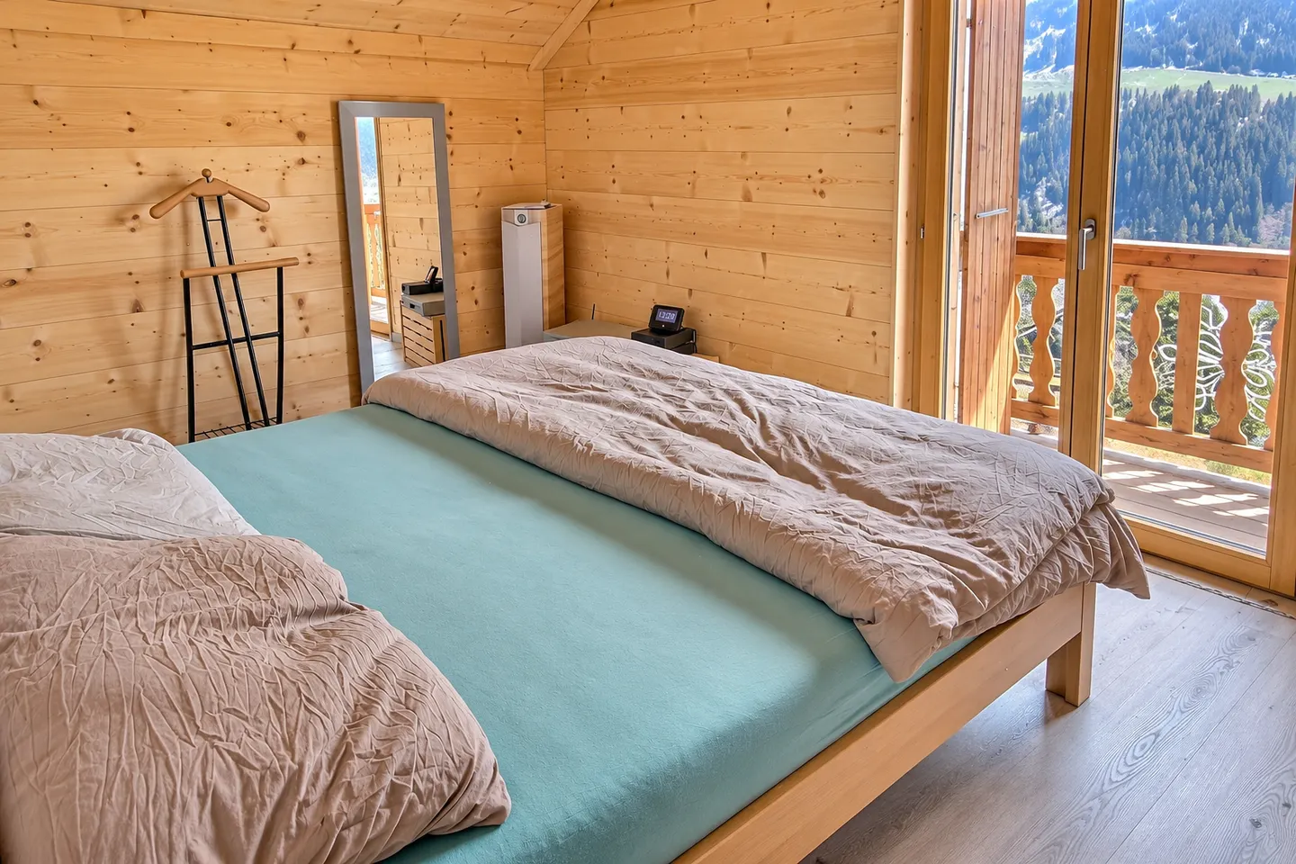 Magnificent chalet with unobstructed view of the Dents-du-Midi - Photo 9 of 13